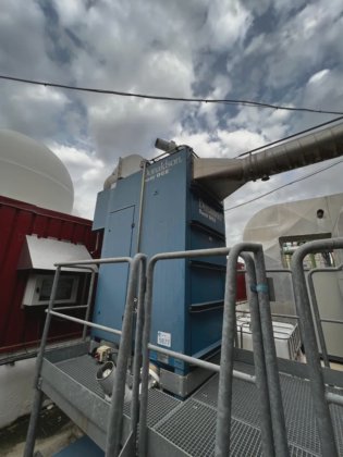 2004 DONALDSON DPRO 8-R