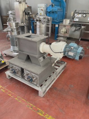 2001 HOSOKAWA PC 600