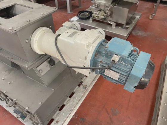 2001 HOSOKAWA PC 600