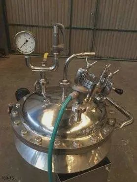 100 LITER EDELSTAHLTANK MIT MANTEL