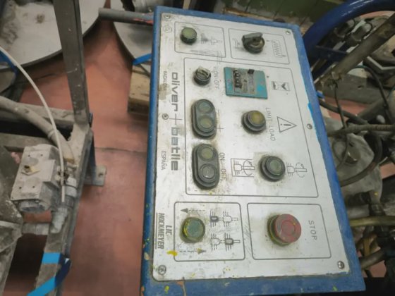 2004 OLIVER Y BATLLE HCP-1