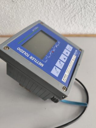 METTLER TOLEDO PH2100E