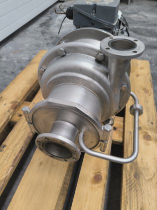 BOMBA CENTRÍFUGA 7,5 KW