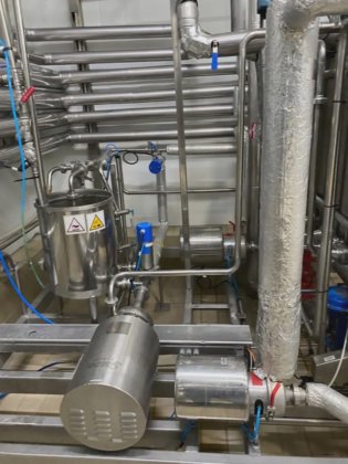 Unbekannter Hersteller GEBRAUCHTE STERILISATIONS-/PASTEURISIERUNGSANLAGE