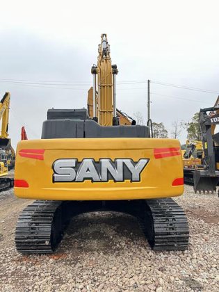 2022 SANY SY235C