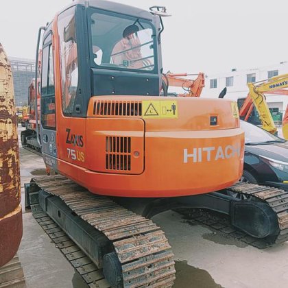 Hitachi ZX75