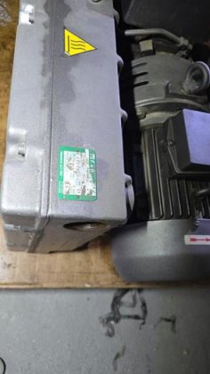 真空泵 - 真空泵