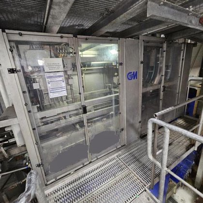 ペットボトル充填ライン