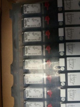 モジュラー電気バルブブロック