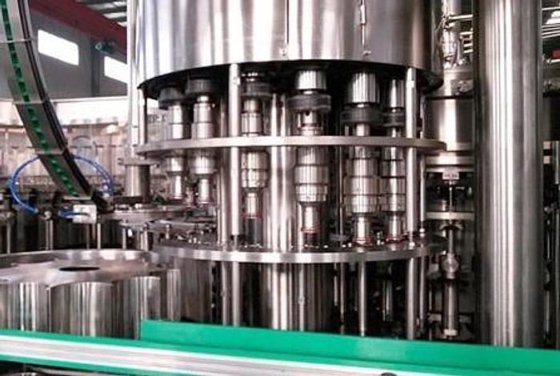 中国工厂销售能量饮料灌装机/设备/工厂