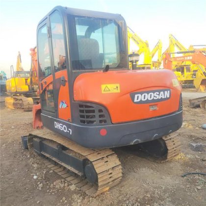 Doosan DH60-7