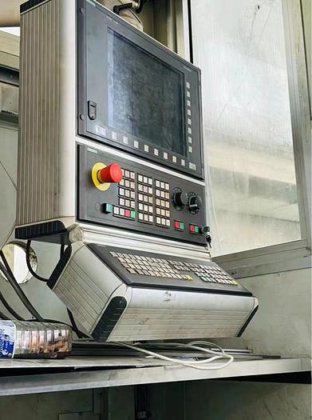 2009 HAGEMATIC five-axis machine