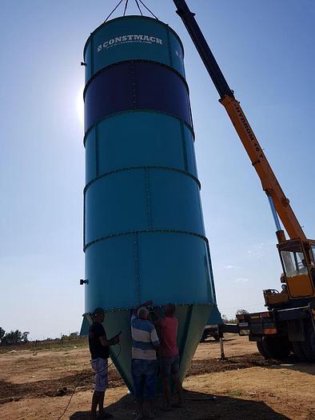 セメントサイロ