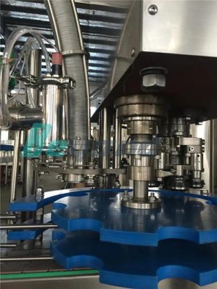 碳酸饮料自动灌装机 碳酸饮料罐灌装封口机