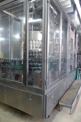 ボトル充填機とキャップ機