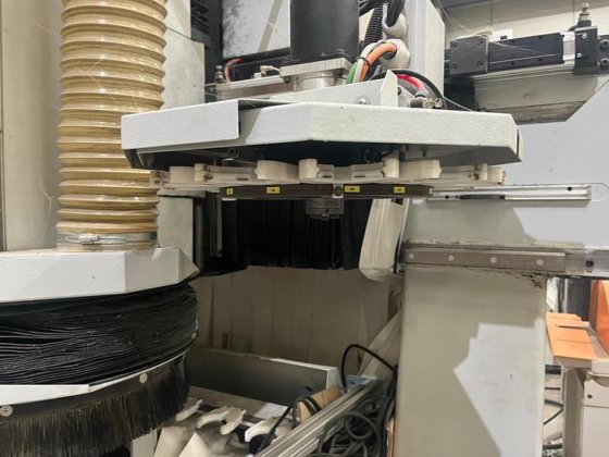 Centro de mecanizado CNC Cosmec