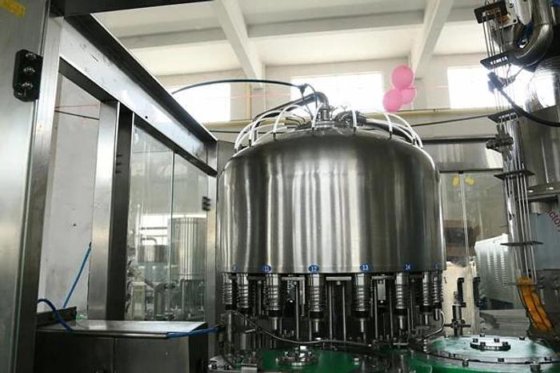 经济实惠的食用油和液体肥皂全自动液体灌装机