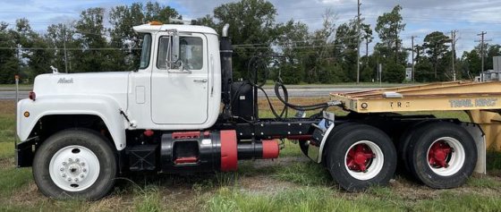 1989 MACK R688ST in Lake Charles, LA, USA