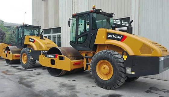 2015 XCMG XS143J