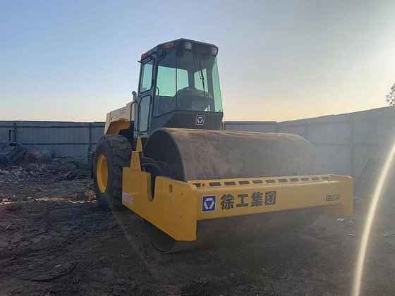 XCMG YZ18JC
