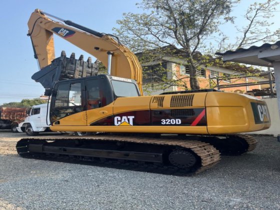 2010 Caterpillar 320D