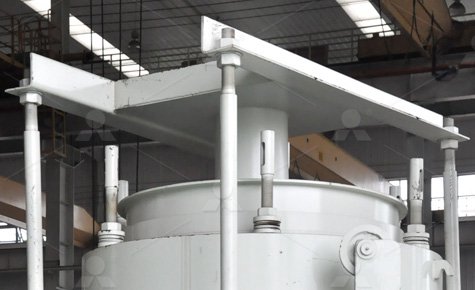 スプリングコーンクラッシャー