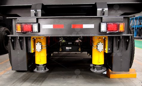 Britador móvel combinado