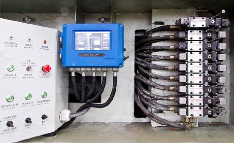 Britador móvel combinado