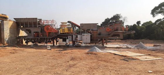 移動式花崗岩破砕プラント