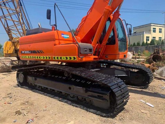 Doosan DX300