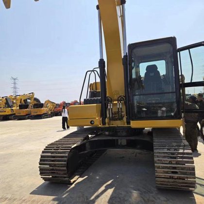 2022 Caterpillar 320GC