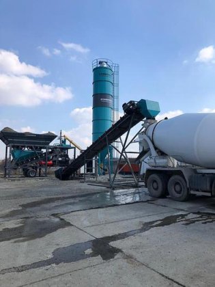 45立方米移动混凝土搅拌站