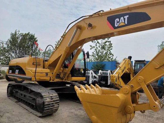 CAT 325D