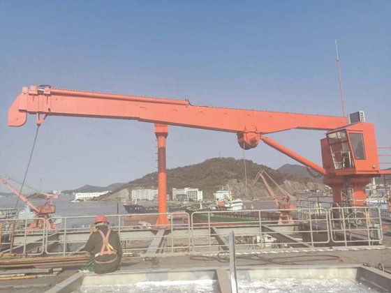 リフティング油圧伸縮式硬いマリンナックルブームクレーンポータブルピックアップトラックブームトラック搭載マンバスケットクレーンリフト