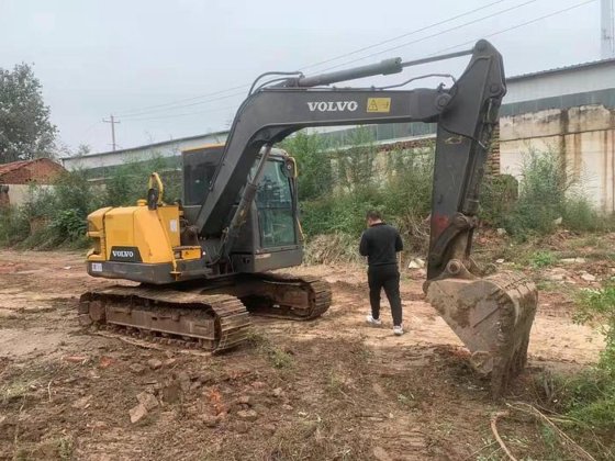 2015 VOLVO EC80D