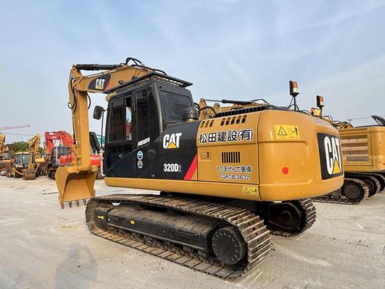 2016 Caterpillar CAT320B
