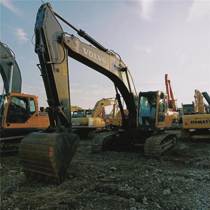 2018 Volvo EC290BLC