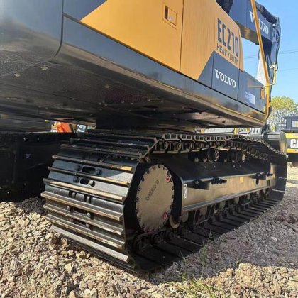 2022 Volvo EC210