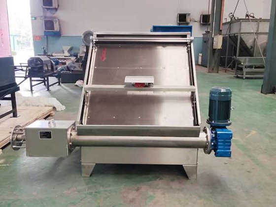 スロープスクリーンセパレータ