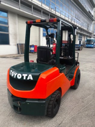 2012 Toyota 72-8FDJ35