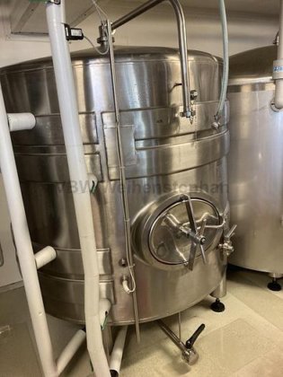 発酵タンク、貯蔵タンク、明タンク [13個]