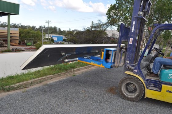 电池真空提升装置