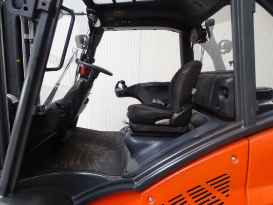 2019 Linde H50D-02 -室内集装箱叉车 -TRIPLEX