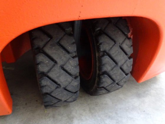 2019年林德E16C-02 - TRIPLEX电动三轮叉车