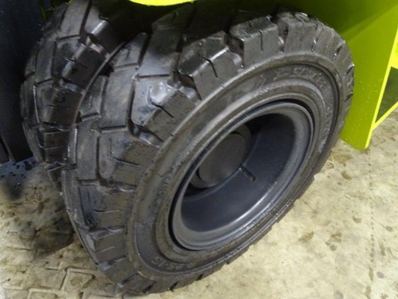 2024 Clark C80D900 - TRIPLEX