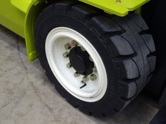 2023 Clark GEX50 电动四轮叉车