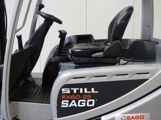 2017 Still RX60-25 - TRIPLEX