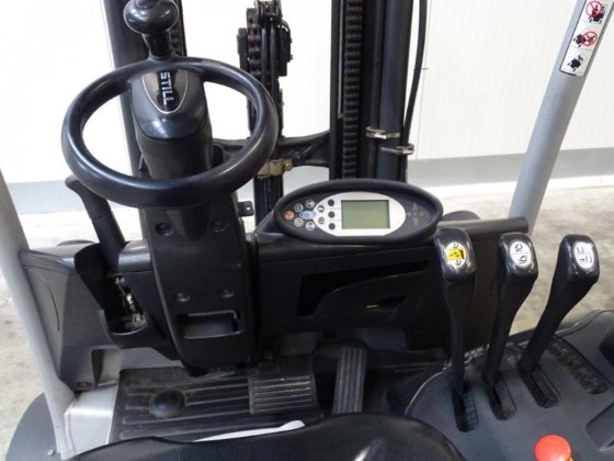 2017 Still RX60-25 - TRIPLEX