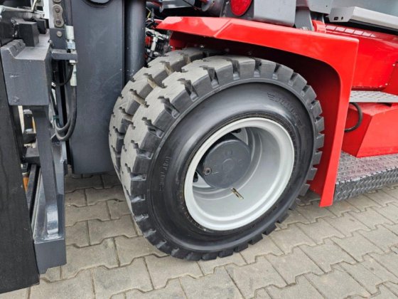 2019款卡尔玛DCG80-9柴油叉车