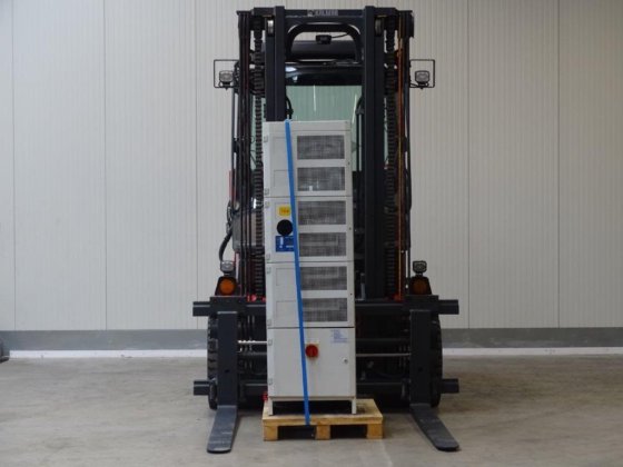 2018款卡尔玛ECG70-6电动四轮叉车